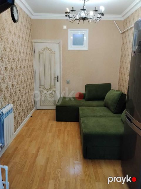 Satılır 2 otaqlı köhnə tikili 55 m² — Bakı
