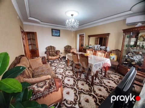 Satılır 3 otaqlı köhnə tikili 85 m² — Bakı