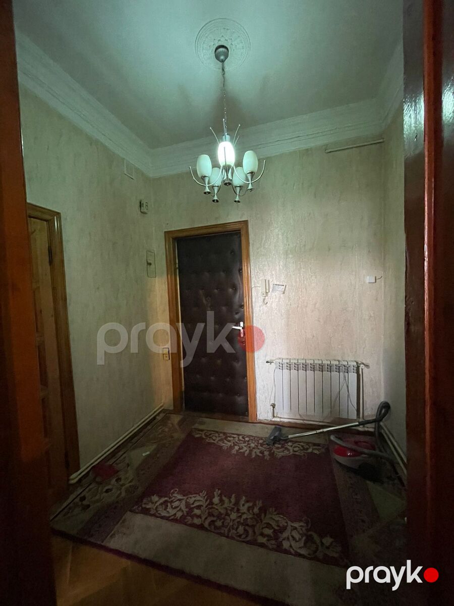 Satılır 2 otaqlı köhnə tikili 65 m² — Mənzil, Bakı (10)