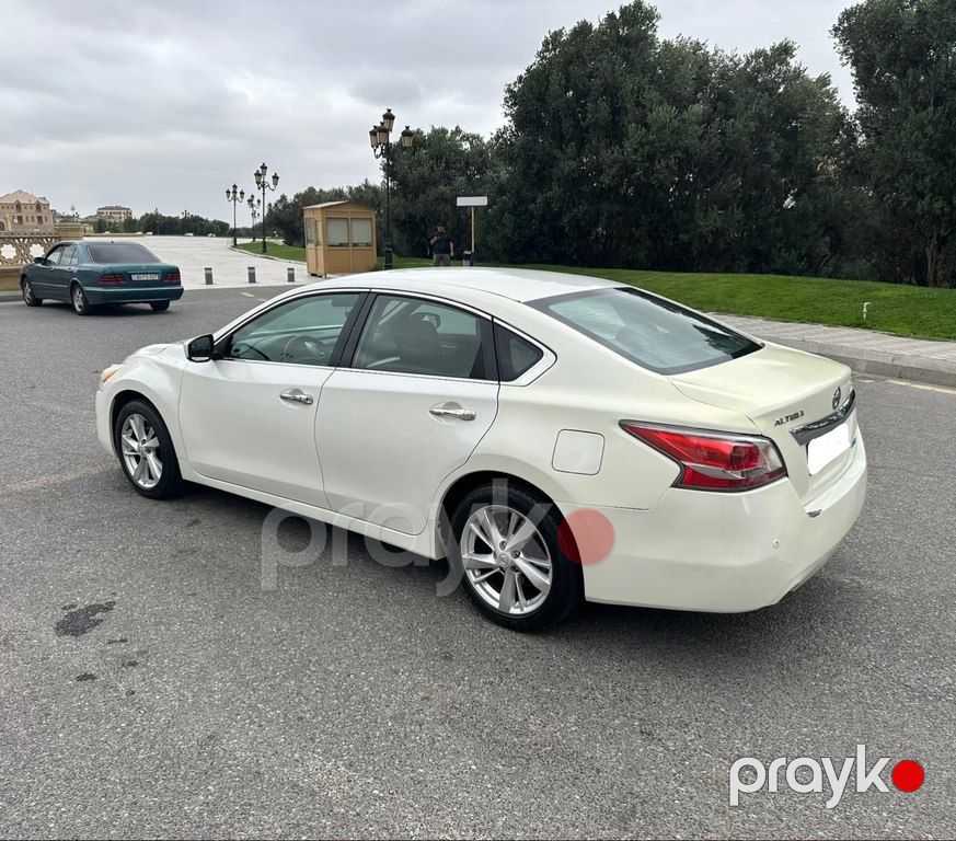 Nissan Altima, 2.5 L, 2014 il, 186 383 km — Avtomobillər, Bakı (6)