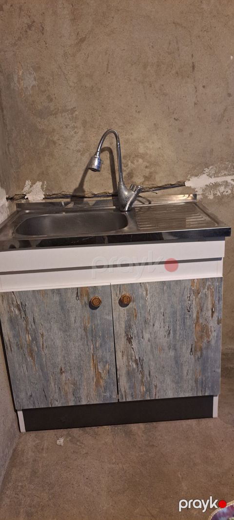 Mətbəx üçün lavabo dolabı və paslanmayan polad stolüstü - Üst hissə — Lənkəran