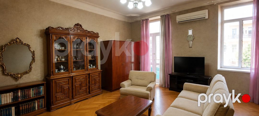 Satılır 1 otaqlı köhnə tikili 42 m² — Mənzil, Bakı