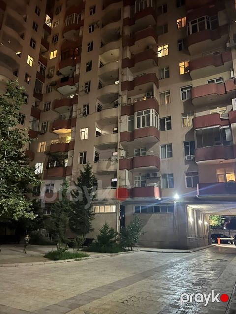 Satılır 4 otaqlı yeni tikili 170 m² — Bakı