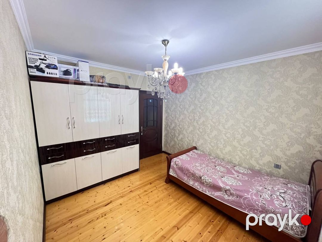 Satılır 4 otaqlı köhnə tikili 100 m² — Mənzil, Bakı (9)