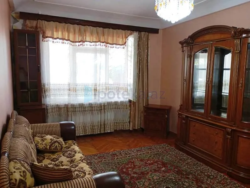 Satılır: 2 Otaq, Köhnə tikili, Nizami r., 50.00 m² — Mənzil (5)