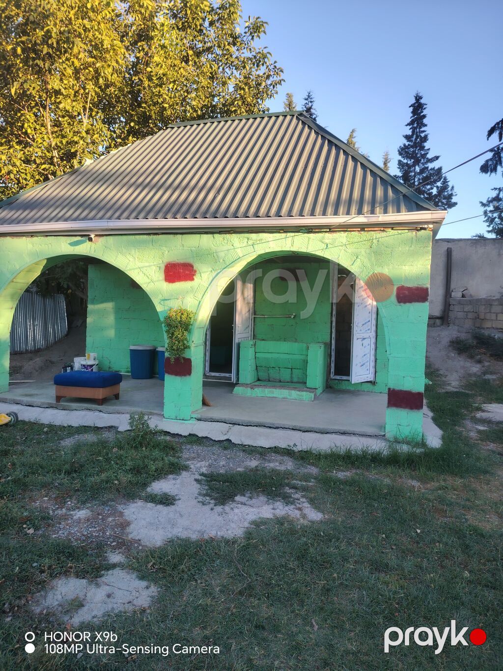 Həyətyanı sahəsi geniş olan fərdi yaşayış evi. Şəkillərdən göründüyü — Ev, villa, Yevlax (5)