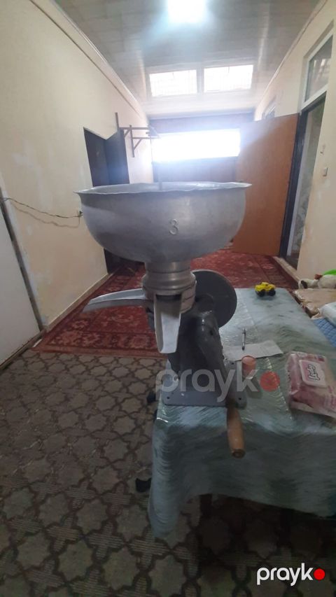 Süd separatoru – əl ilə idarə olunan model - Tip: Mexaniki (əl qolu — Digah