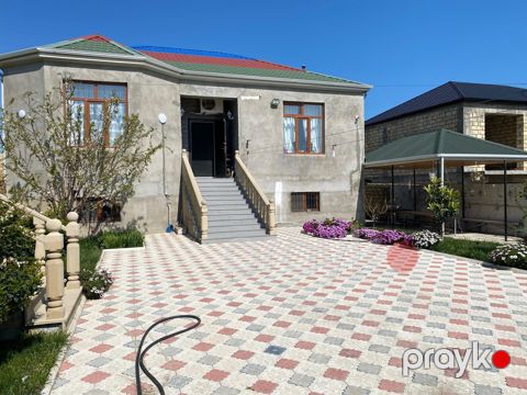 Satılır 4 otaqlı həyət evi/bağ evi 120 m² — Bakı