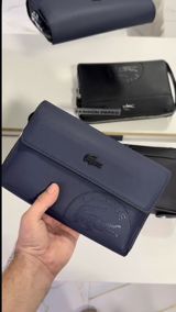 Lacoste kişi əl çantası - Material: teksturələnmiş sintetik dəridən — EA Aksesuarlar