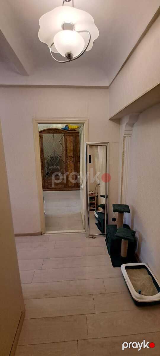 Satılır 2 otaqlı köhnə tikili 55 m² — Mənzil, Bakı (8)