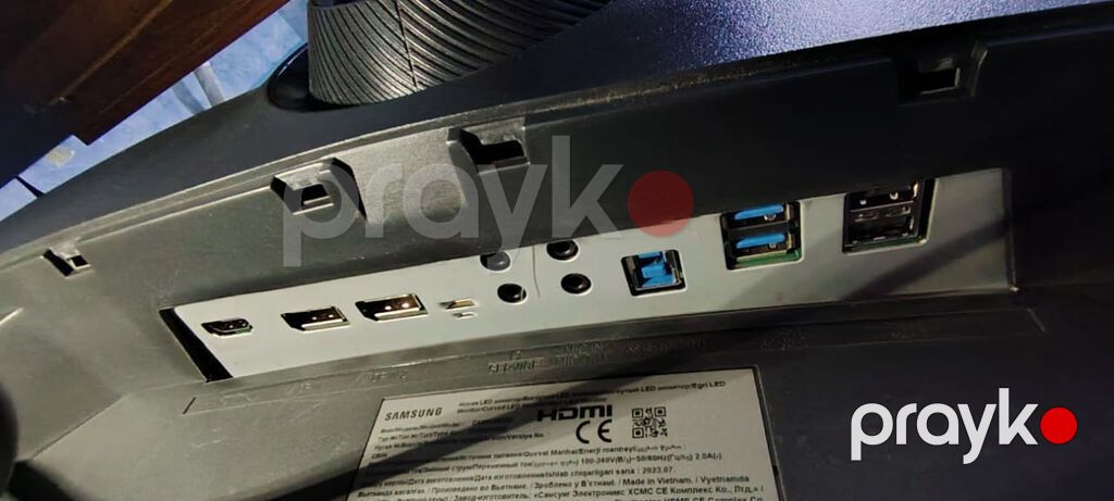 Ev seraitinde istifade ucun almisam, cox seliqeli sekilde istifade — Monitorlər, Bakı (4)