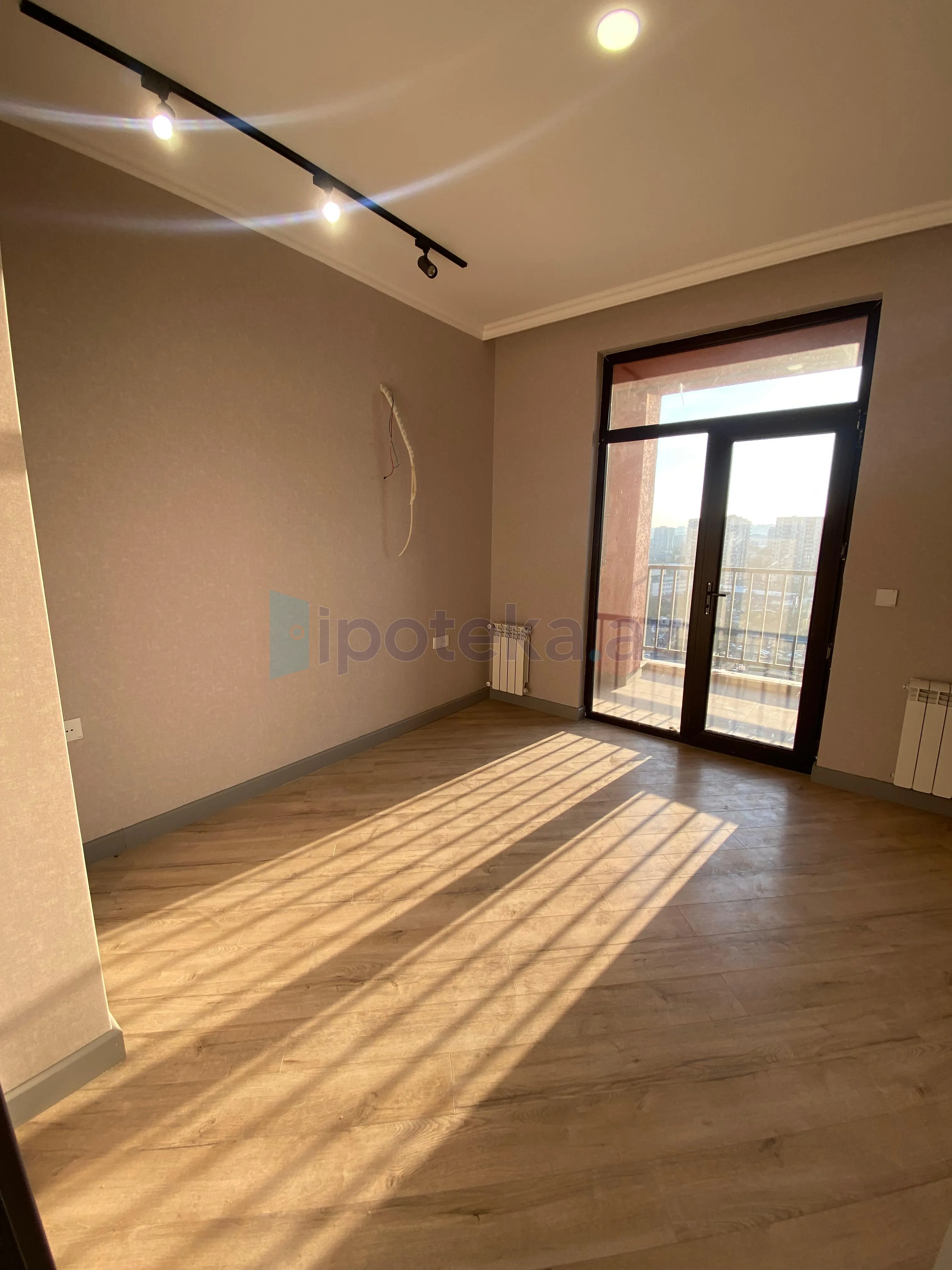 Satılır: 2 Otaq, Yeni tikili, Binəqədi r., 7-ci mkr q., 61.00 m² — Mənzil, Bakı (5)