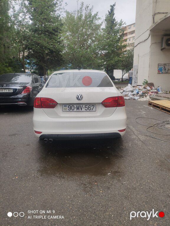 Volkswagen Jetta, 2.0 L, 2013 il, 330 000 km — Avtomobillər, Bakı (2)