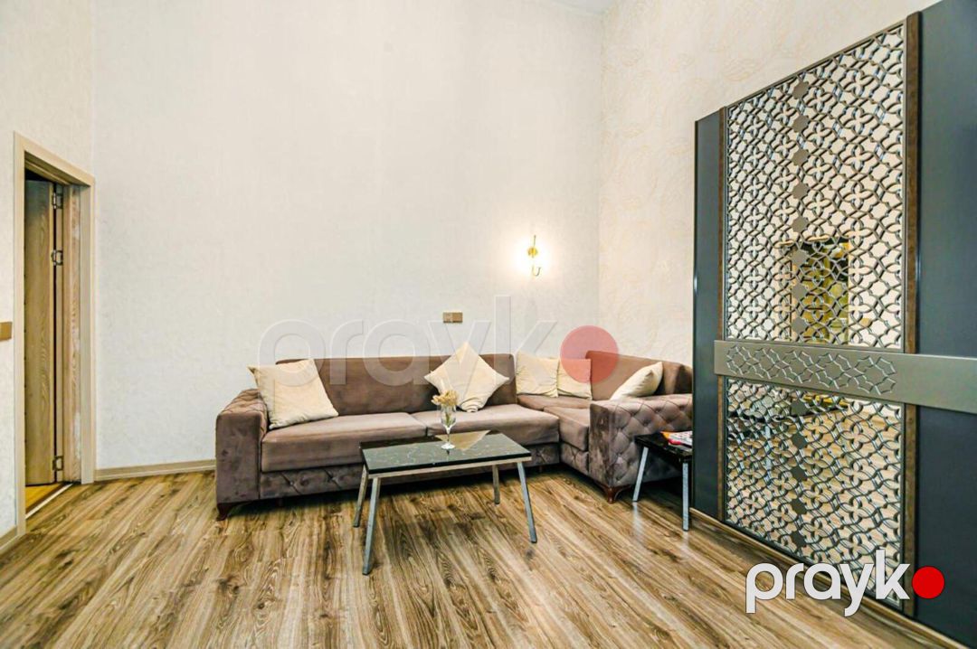 Satılır 2 otaqlı köhnə tikili 72 m² — Mənzil, Bakı (3)