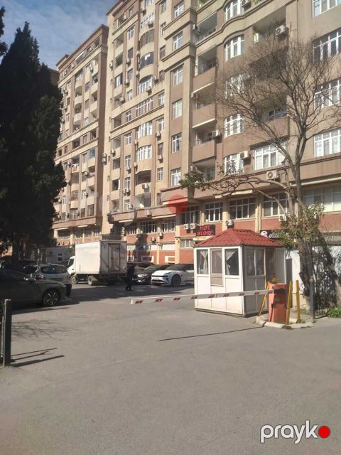 Satılır 3 otaqlı yeni tikili 150 m² — Bakı