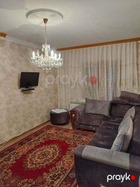 1 otaqlı mənzil – komfortlu planlama və mebellə - Geniş qonaq otağı — Bakı