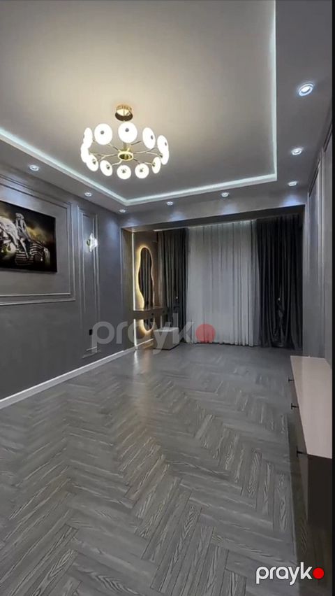 Satılır 5 otaqlı yeni tikili 140 m² — Bakı
