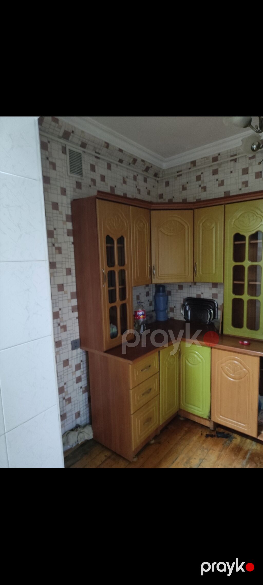 Maklerlər Narahat Etməsin Qaraçuxur qəsəbəsində, "Dostluq" marketlə — Mənzil, Bakı (5)