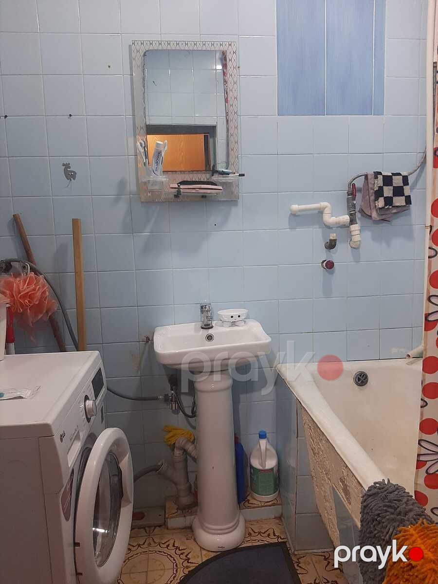 Satılır 2 otaqlı köhnə tikili 75 m² — Mənzil, Bakı (10)
