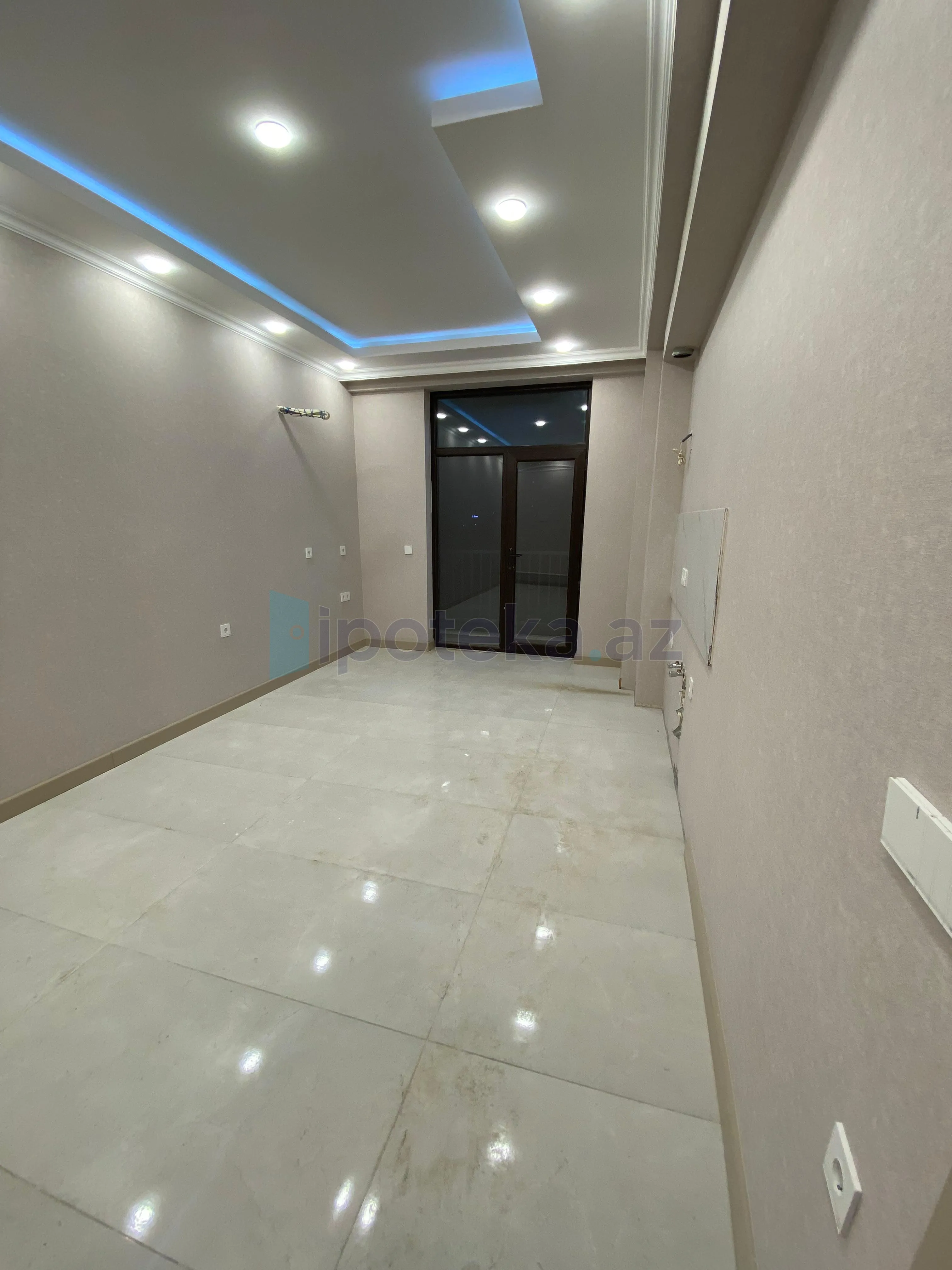 Satılır: 3 Otaq, Yeni tikili, Binəqədi r., 7-ci mkr q., 117.00 m² — Mənzil, Bakı (3)