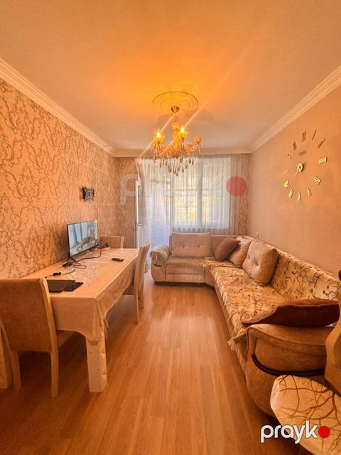 Satılır 4 otaqlı köhnə tikili 90 m² — Sumqayıt