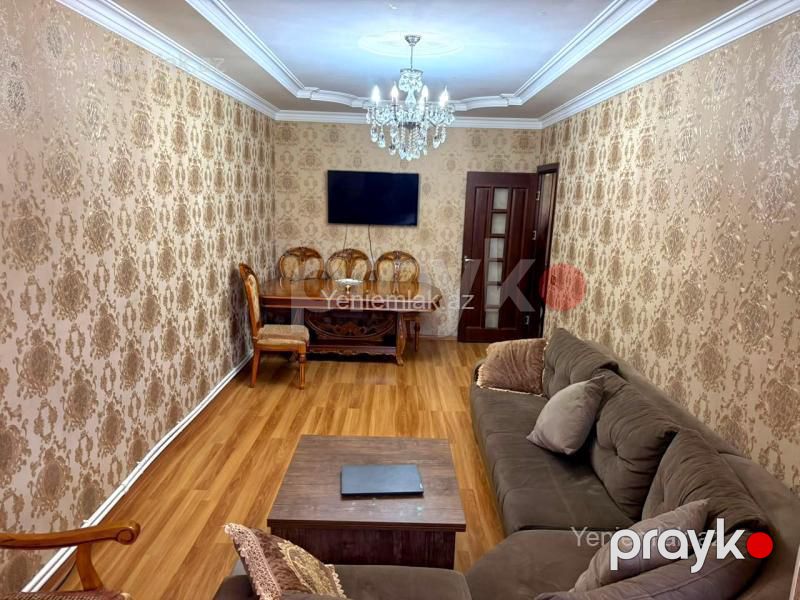 Satılır 4 otaqlı Bina evi menzil (Köhnə tikili), 92 m², 9-cu mikrorayon — Mənzil, Sumqayıt (2)
