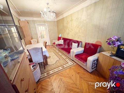 Satılır 3 otaqlı Bina evi menzil (Köhnə tikili), 80 m², 11-ci mikrorayon — Sumqayıt