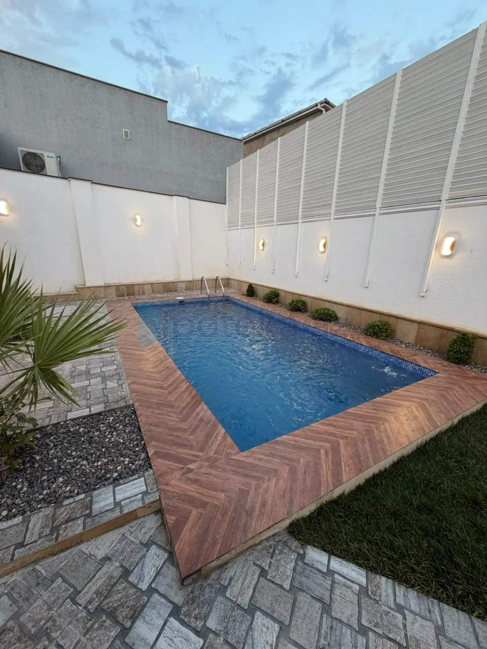 Satılır: 4 Otaq, Bağlar, Xəzər r., Mərdəkan q., 130.00 m² — Torpaq (2)