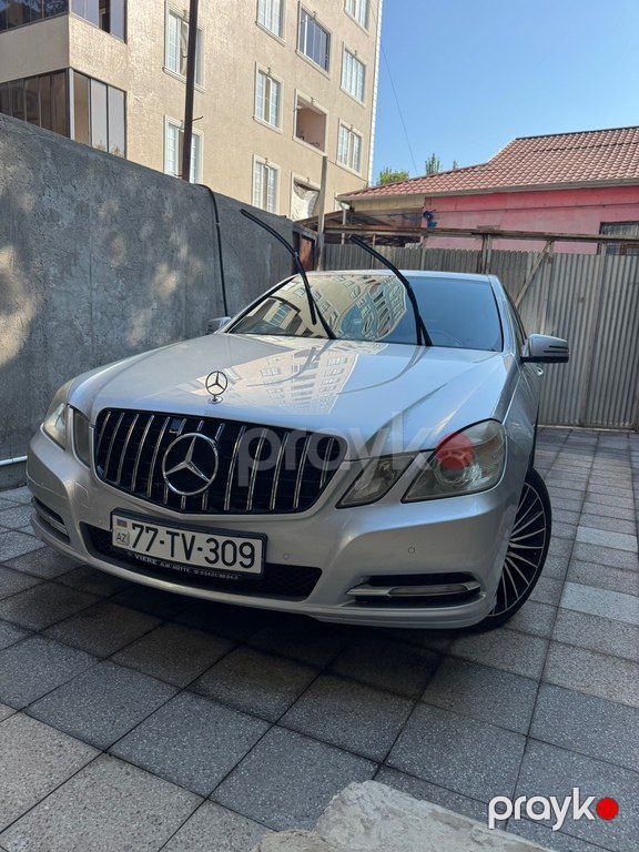 Mercedes E 220, 2.1 L, 2014 il, 302 000 km — Avtomobillər, Bakı (3)