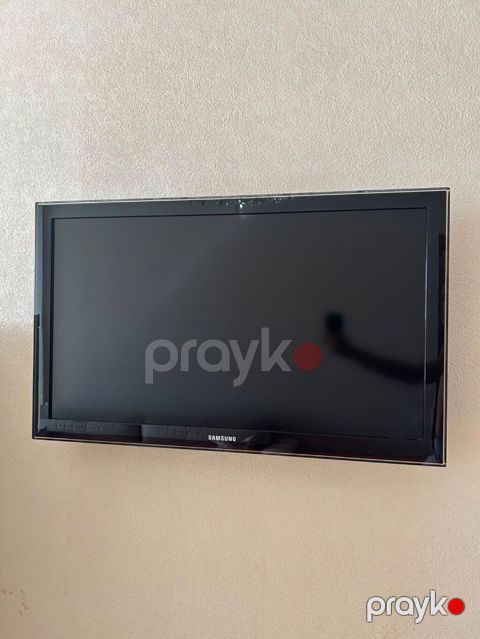 Heç bir problemi yoxdur sadecə yeni tv almışam deyə bunu satıram — Bakı