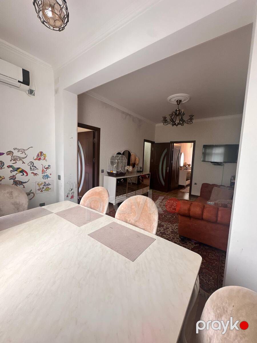 Satılır 2 otaqlı köhnə tikili 55 m² — Mənzil, Bakı (8)
