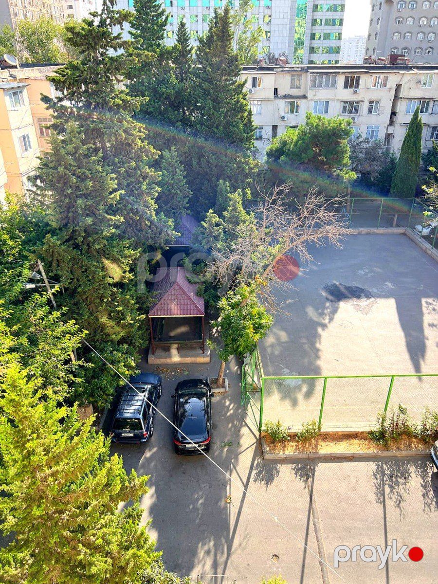 Satılır 2 otaqlı köhnə tikili 65.5 m² — Mənzil, Bakı (4)
