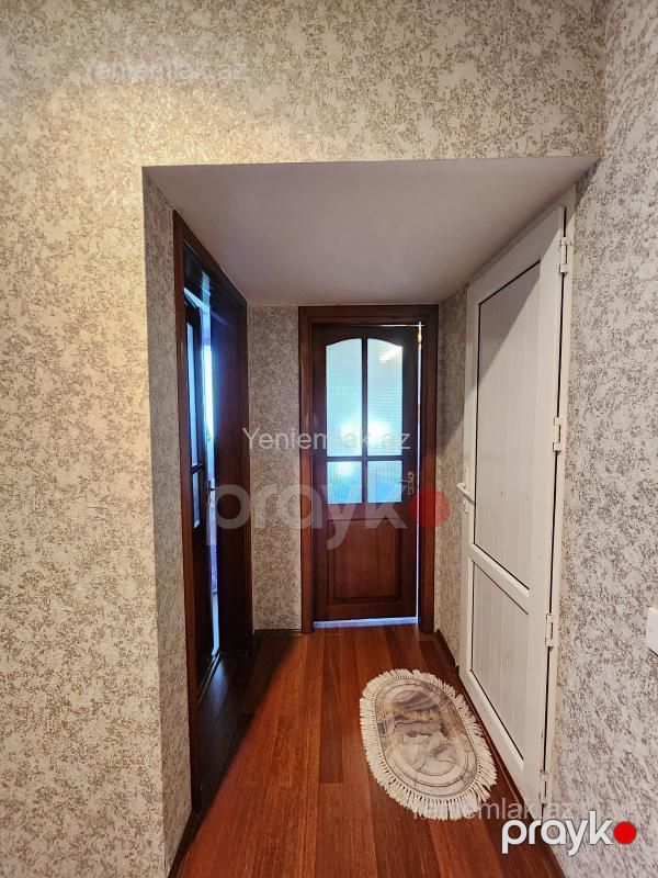 Satılır 2 otaqlı Bina evi menzil (Köhnə tikili), 50 m², 6-cı mikrorayon — Mənzil, Sumqayıt (7)
