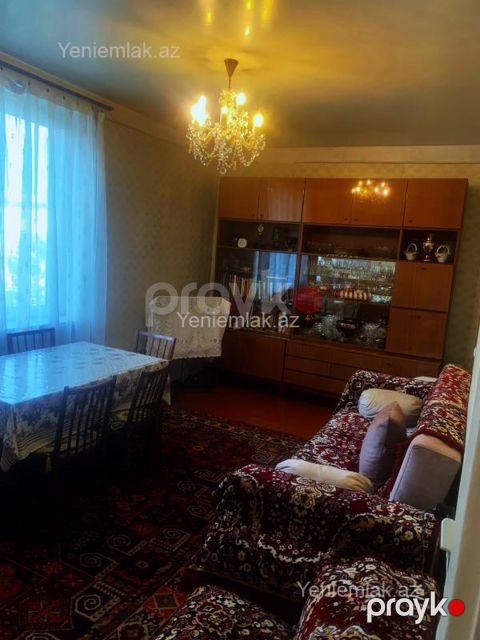 Satılır 2 otaqlı Bina evi menzil (Köhnə tikili), 65 m², Binəqədi rayonu — Bakı