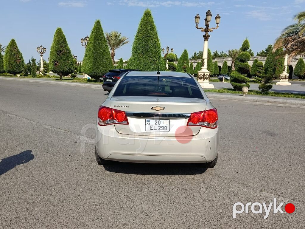 Chevrolet Cruze sedan – komfortlu və funksional şəhər avtomobili — Avtomobillər, Gəncə (5)