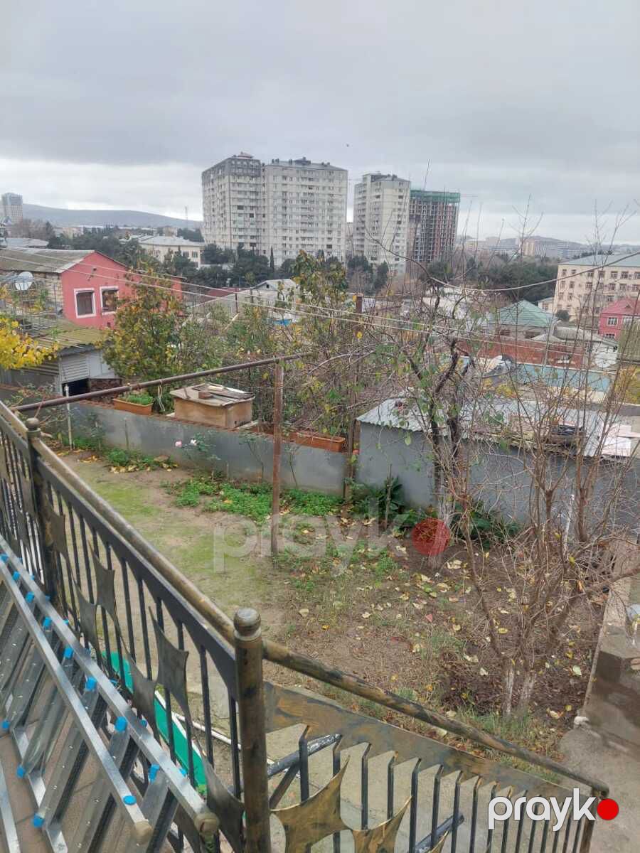 Satılır 4 otaqlı həyət evi/bağ evi 220 m² — Ev, villa, Bakı (3)