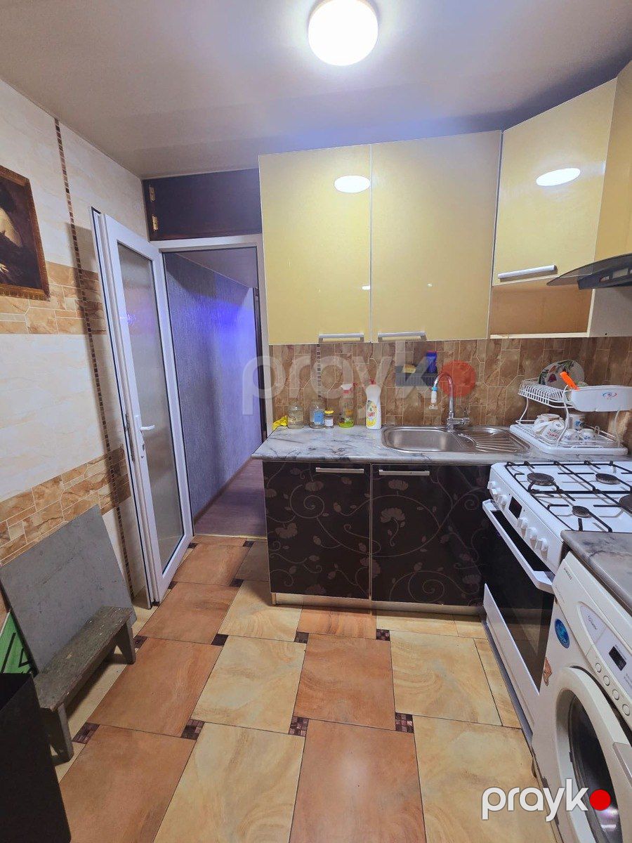 İcarəyə verilir 4 otaqlı köhnə tikili 75 m² — Mənzil, Bakı (9)