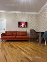 Satılır 3 otaqlı Bina evi menzil (Yeni tikili), 93 m², 40-cı məhəllə — Elvin — Apartment