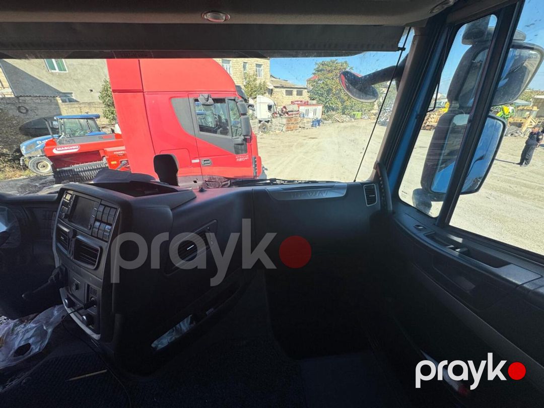 Iveco, 2015 il — Yük avtomobilləri və qoşqular, Bakı (10)