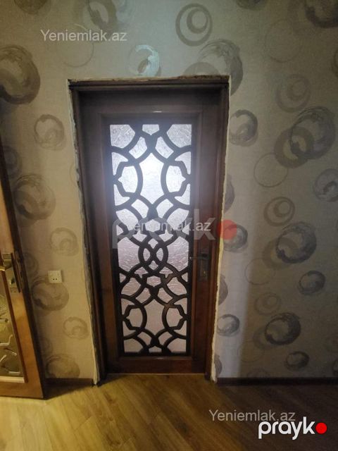 Satılır 3 otaqlı Bina evi menzil (Köhnə tikili), 70 m², 13-cü mikrorayon — Sumqayıt