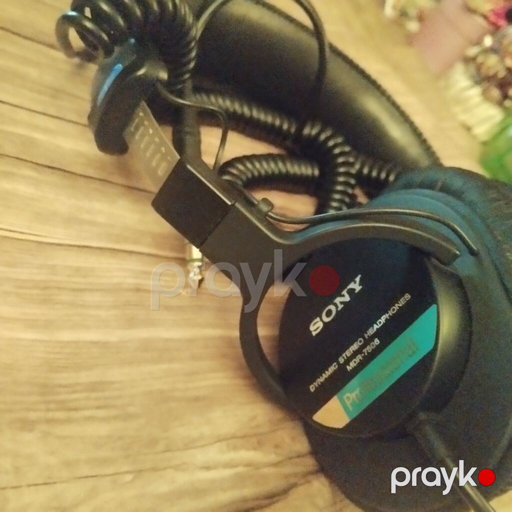 Sony MDR-7506 Professional – studiya səviyyəli dinamik stereo qulaqlıq — Qulaqcıqlar, Bakı (2)