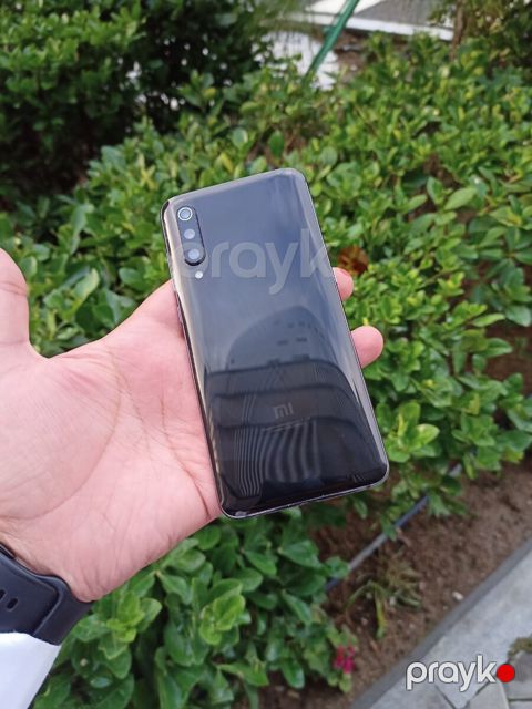 Xiaomi Mi 9 Piano Black 64GB/6GB — Bakı