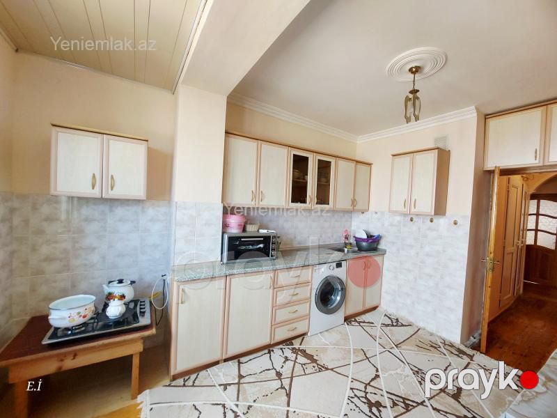 Satılır 3 otaqlı Bina evi menzil (Köhnə tikili), 72 m², 10-cu mikrorayon — Mənzil, Sumqayıt (11)