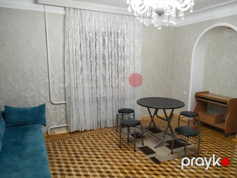 İcarəyə verilir 3 otaqlı köhnə tikili 95 m² — Bakı
