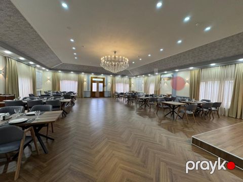 Satılır obyekt 1000 m² — Bakı