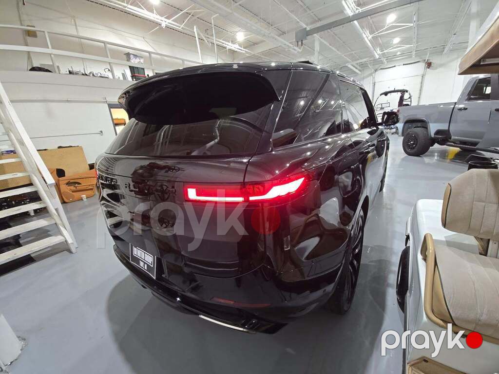Land Rover RR Sport, 3.0 L, 2024 il, 51 871 km — Avtomobillər (4)