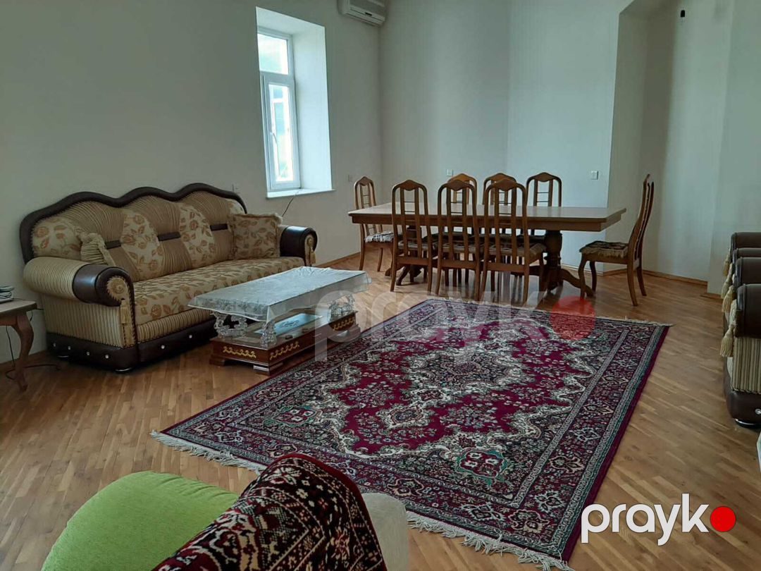 İcarəyə verilir 4 otaqlı köhnə tikili 180 m² — Mənzil, Bakı (11)