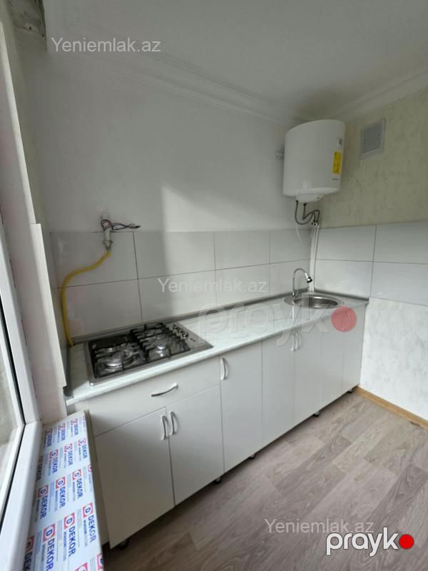 Satılır 2 otaqlı Bina evi menzil (Köhnə tikili), 50 m², 3-cü mikrorayon — Mənzil, Sumqayıt (6)