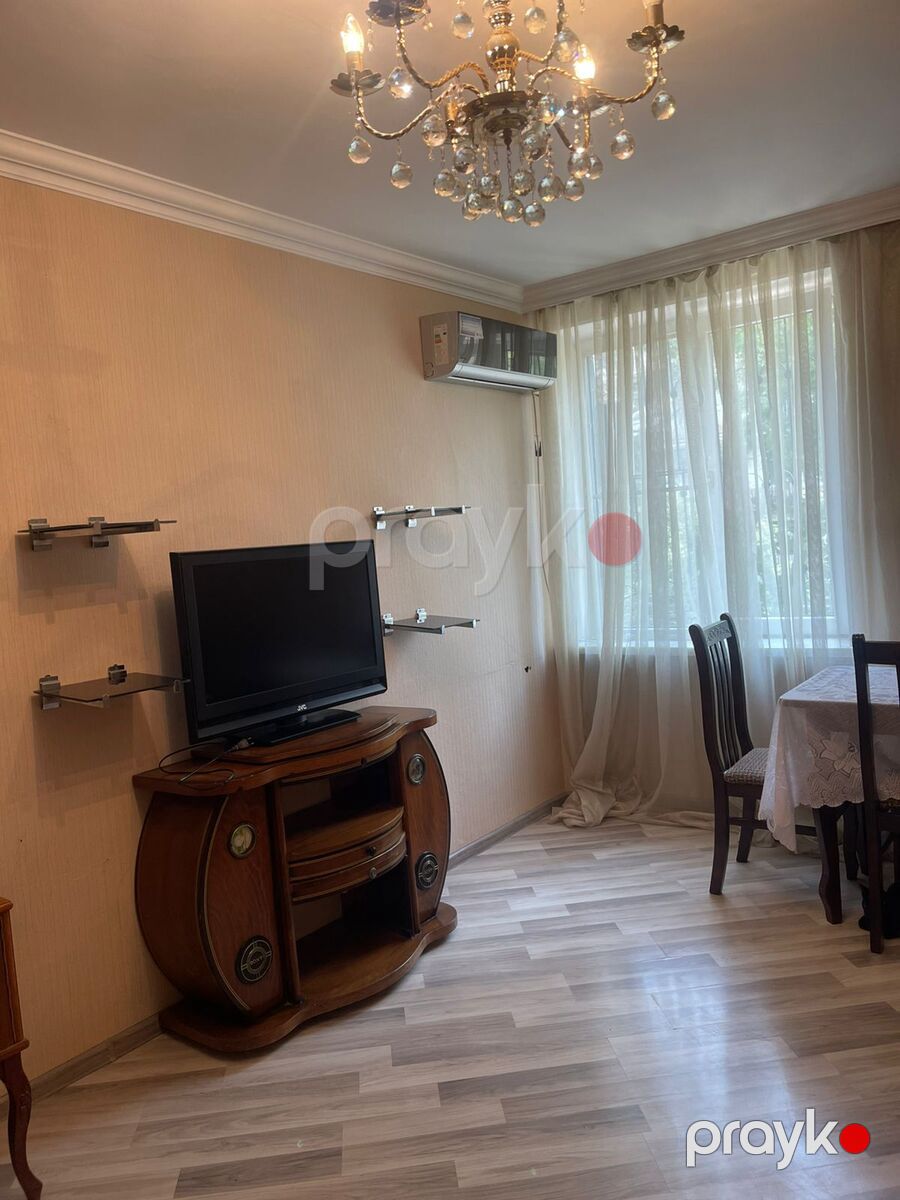 İcarəyə verilir 1 otaqlı köhnə tikili 40 m² — Mənzil, Bakı (6)