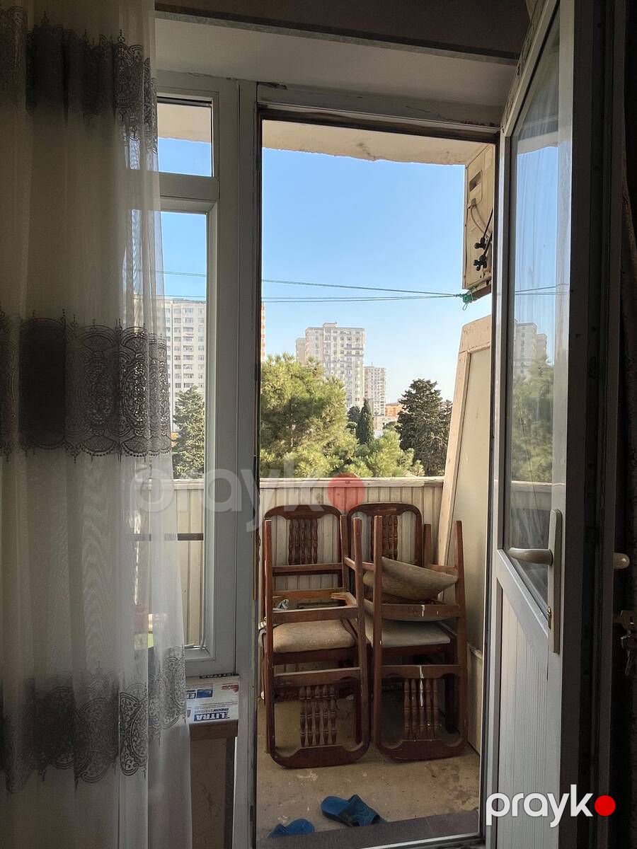 Satılır 1 otaqlı köhnə tikili 40 m² — Mənzil, Bakı (12)
